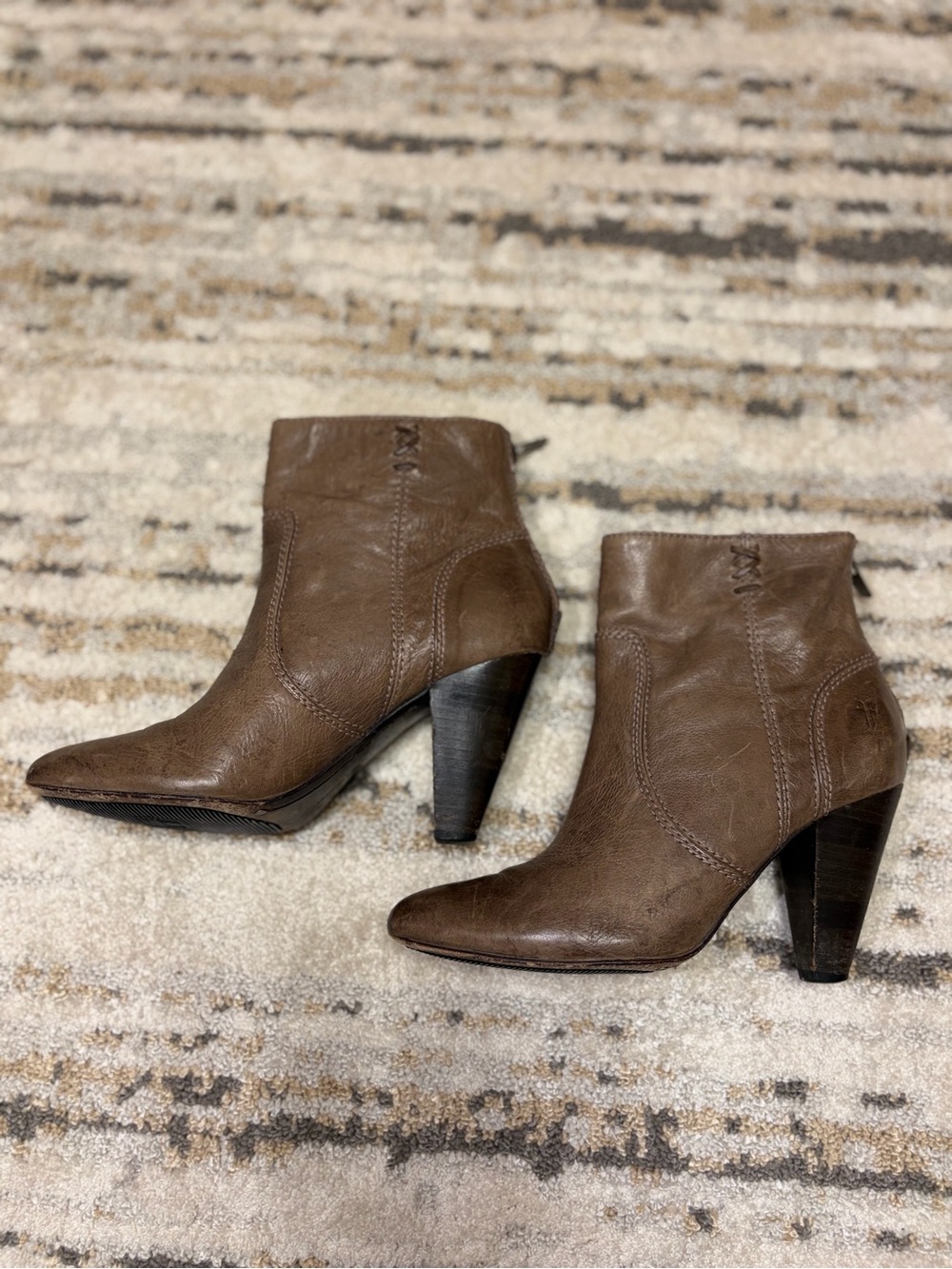 Frye | Women's Brown Leather Ankle Boots with Stacked Heel size 6